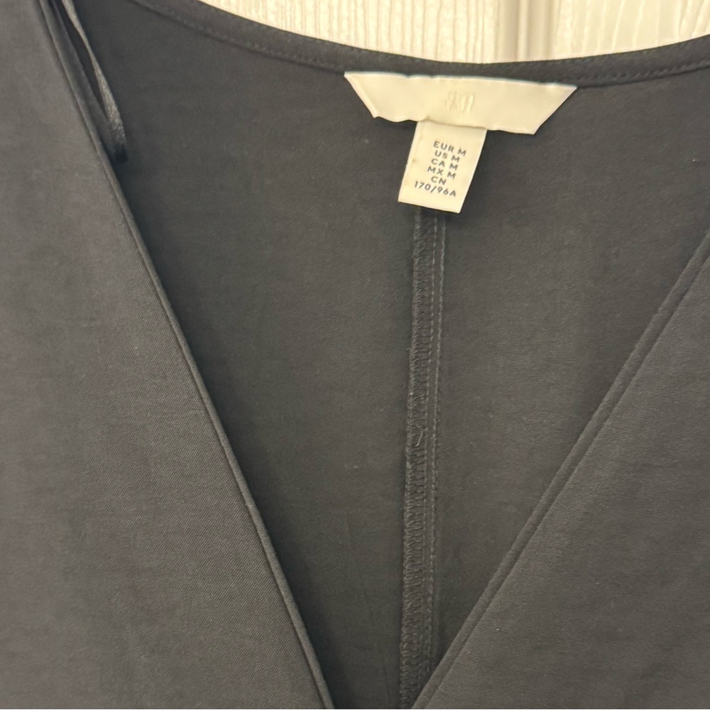 H&M Black Long Sleeve Ruched Dress - Picture 3 of 4